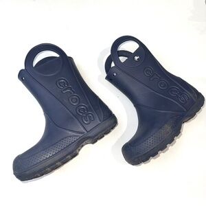 CROCS $45 Youth 1 Navy Blue Pull On Waterproof Rain Boots Snow Boots Bin4